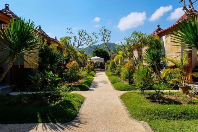 Bungalow And Restaurant Anda Kuta  Экстерьер фото